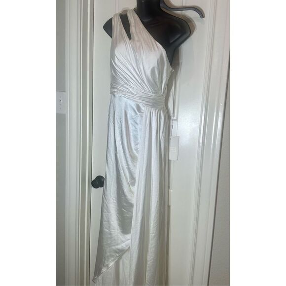 Mac Duggal NWT Authentic $398 One Shoulder Cutout White Charmeuse Dress size 4 s - Picture 9 of 14